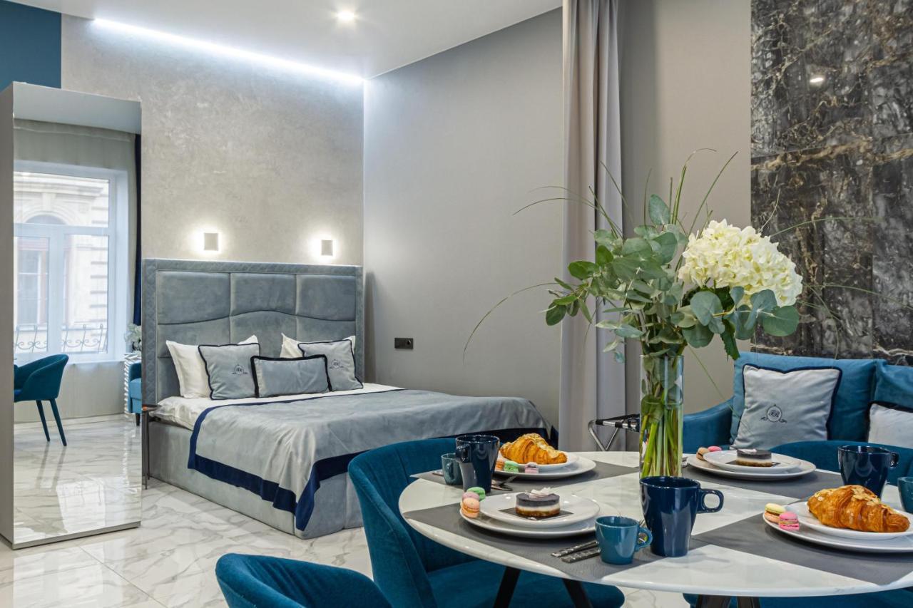 Family Residence Boutique Apartments Lviv Exteriör bild